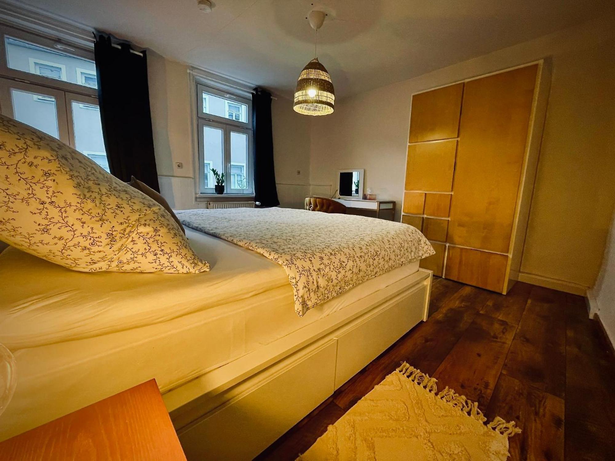 # One Apartment'S / Parkplatz / Schlossplatz Coburg Esterno foto
