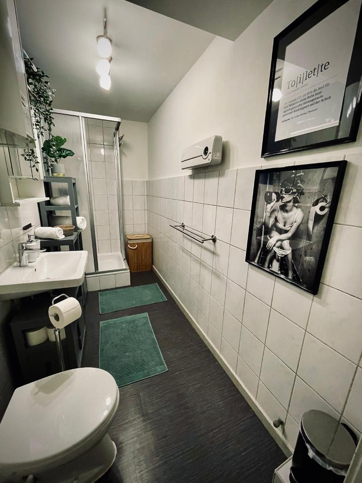 # One Apartment'S / Parkplatz / Schlossplatz Coburg Esterno foto
